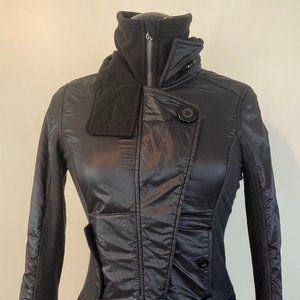 LULULEMON FLEECE/MIXED MATERIAL BLACK FITTED MOTORCYCLE STYLE RUNNING JACKET SM